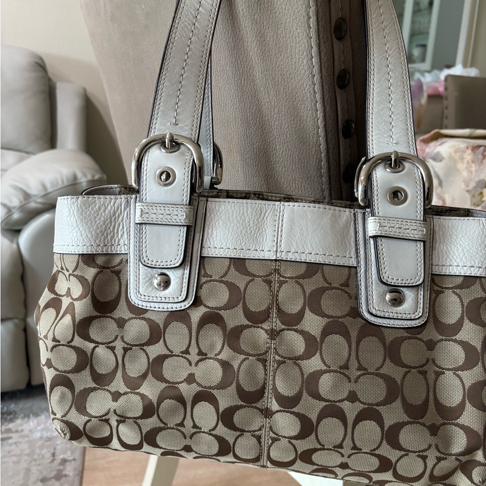 Cartera funcional para todo tipo de viajes